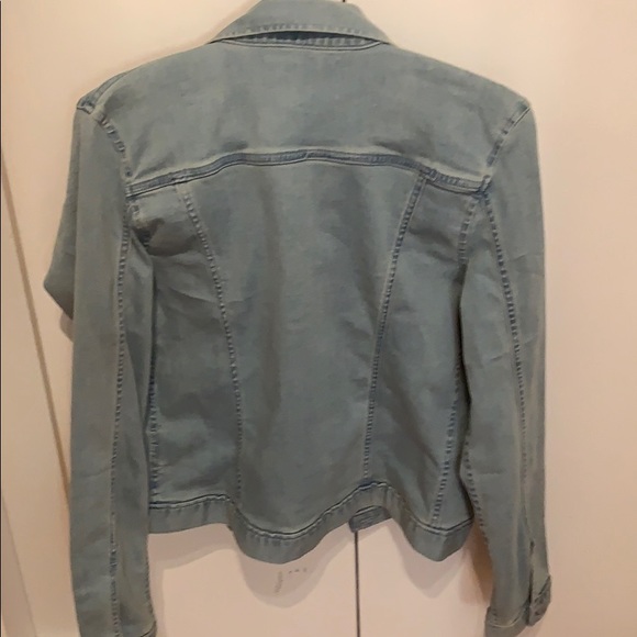 Jean jacket - Picture 3 of 4